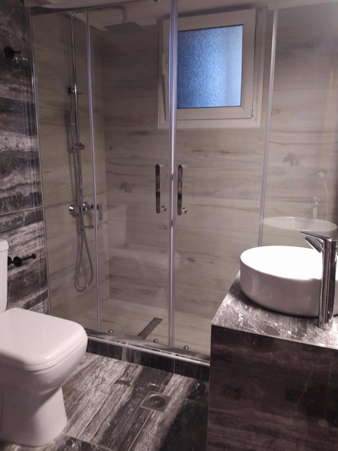 Beachwalk Apartments Chalkís Kültér fotó